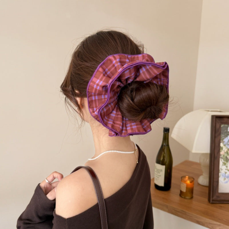 Flower hair tie