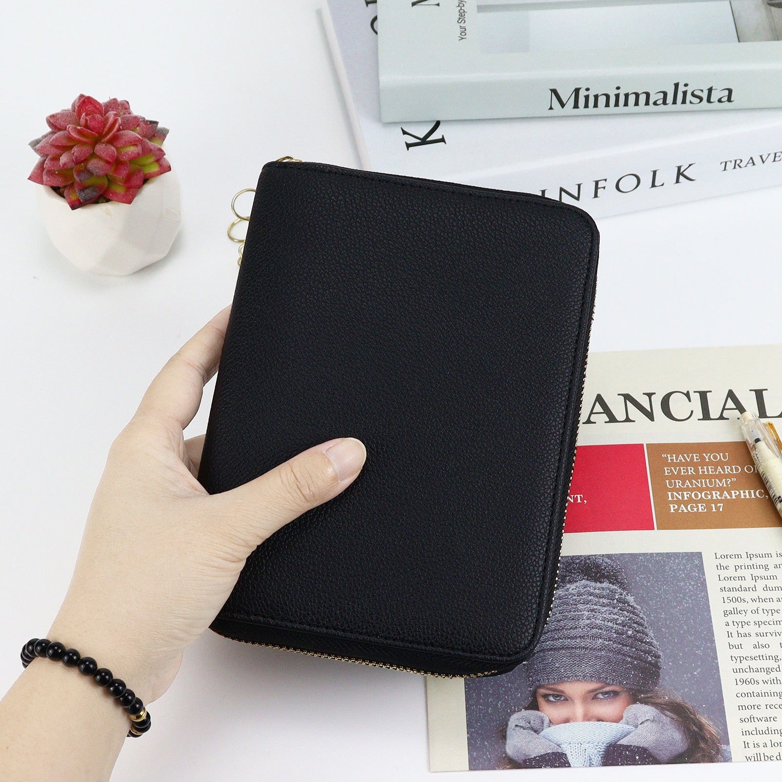Minimalist PU Leather Budget Binder with Zipper, Cash Envelope System for Financial Planning